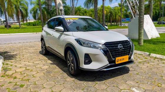 NISSAN KICKS PLAY 1.6 16V FLEXSTART ACTIVE PLUS XTRONIC